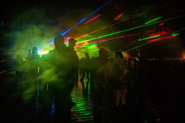 The benefits of event sponsorship : ROOT 1066 iy_project on Hastings Pier